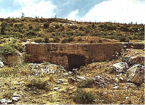 Tradicional tumba de Josué no monte Efraim